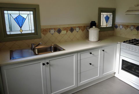 The Coach House - Adwords Guide 1