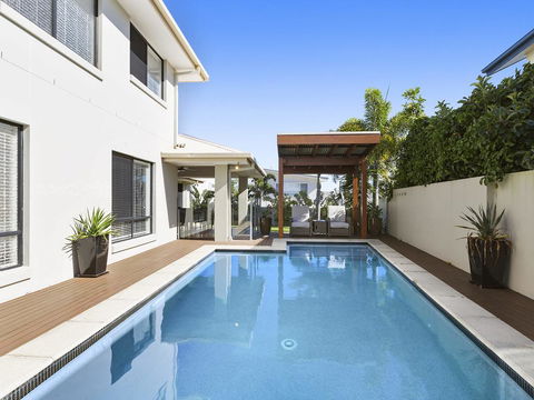 The Doggy Beach House At Salt - Adwords Guide 3