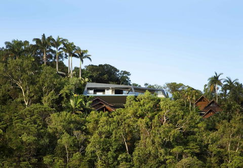 The Edge - Port Douglas - Adwords Guide 1