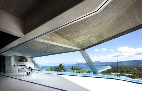 The Edge - Port Douglas - Adwords Guide 0