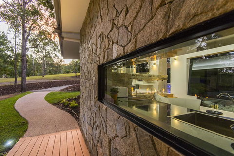 The Feathered Nest - Luxury Wildlife Retreat - Adwords Guide 2