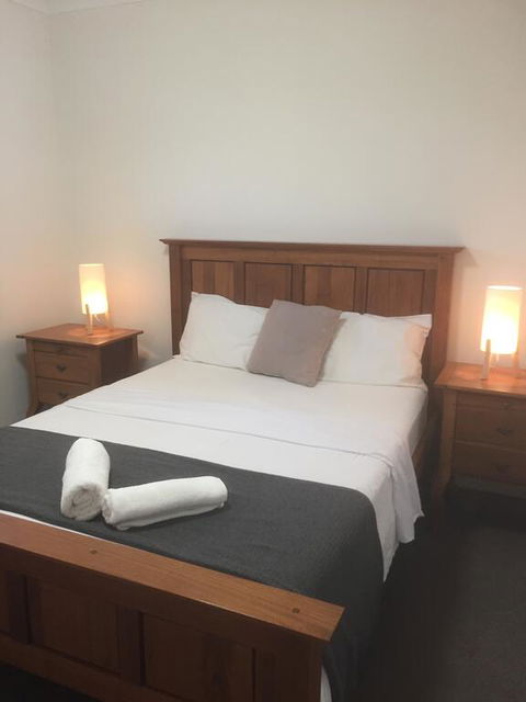 The Happy Delightful Place - Adwords Guide 0