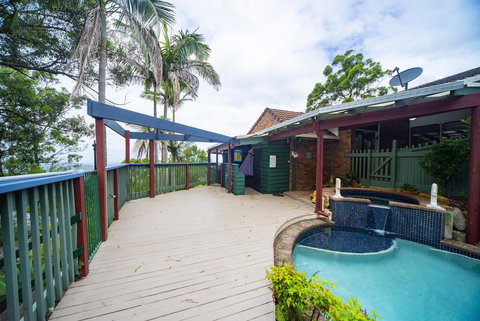 The Hillside House - Adwords Guide 1