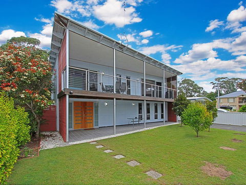 The Lake House - Lake Conjola - Adwords Guide 2