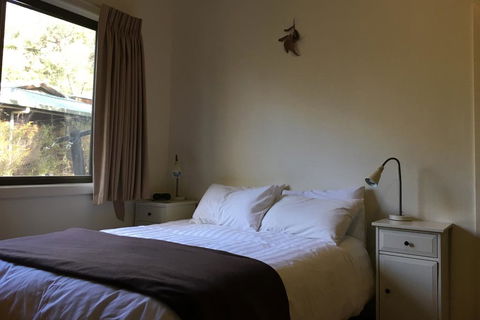 The Ledge Holiday House - Adwords Guide 3