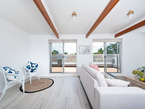 The Loft @ Fingal Bay - Adwords Guide 0