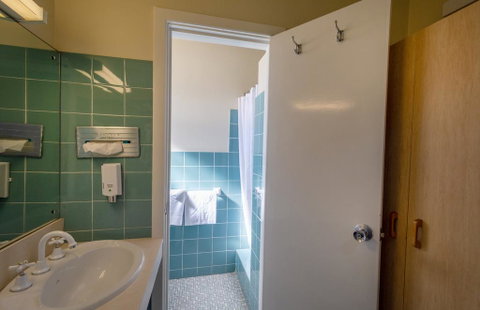 The Midcity Motor Lodge - Adwords Guide 3