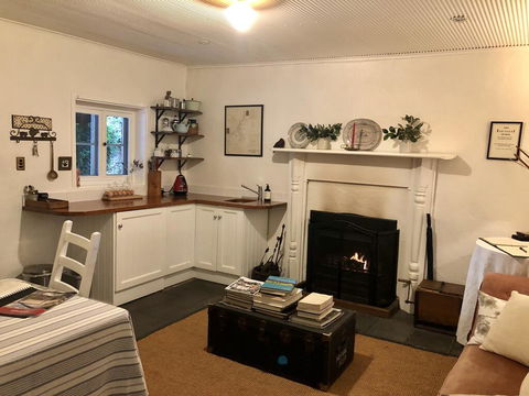 The Miners Cottage, Barossa - Adwords Guide 2