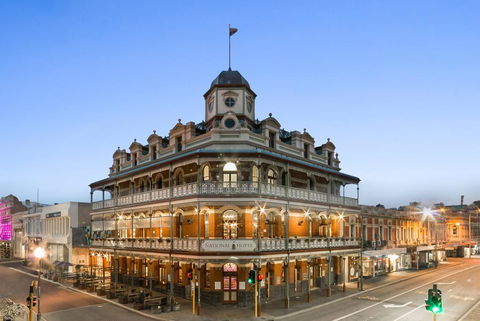 The National Hotel - Adwords Guide 0