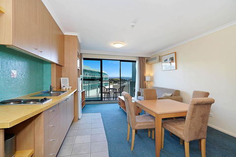 The Oaks Waterfront Resort, Unit 414 - Adwords Guide 1