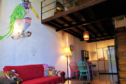 The Old Joyce Factory Loft Apartment - Adwords Guide 0