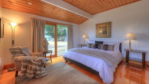The Peninsula Experience - Adwords Guide 3