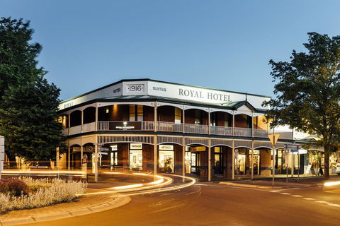 The Royal Daylesford Hotel - Adwords Guide 0