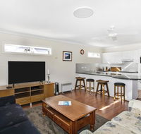 The Sands - 4/46 Jones Avenue Mollymook - Adwords Guide