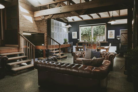 The Stables Daylesford - Adwords Guide 0