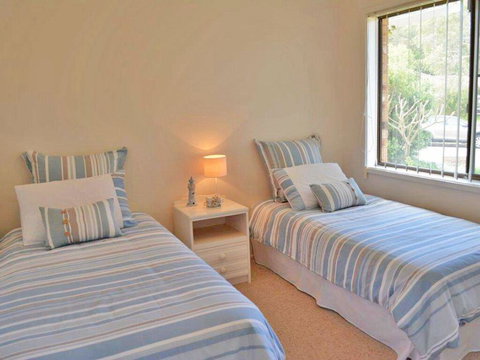 The Verandah', 9 Hanson Avenue - Fantastic Child Friendly Home - Adwords Guide 3