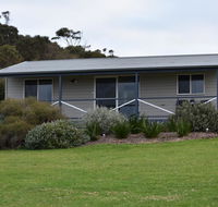 Tidal Dreaming Seaview Cottages - Adwords Guide