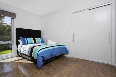 Tides Apartments Port Fairy - Adwords Guide 3