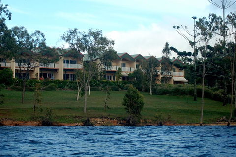 Tinaroo Lake Resort - Adwords Guide 2