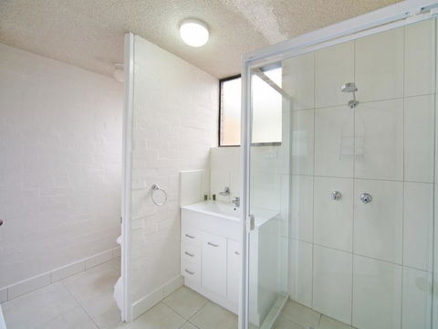Tindarra Apartments - Adwords Guide 3