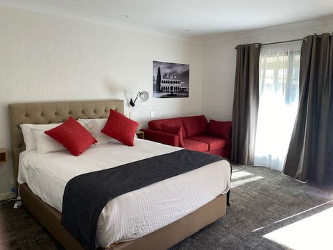 Town Square Motel - Adwords Guide 2