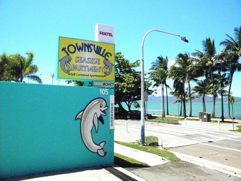 Townsville Seaside Apartments - Adwords Guide 0