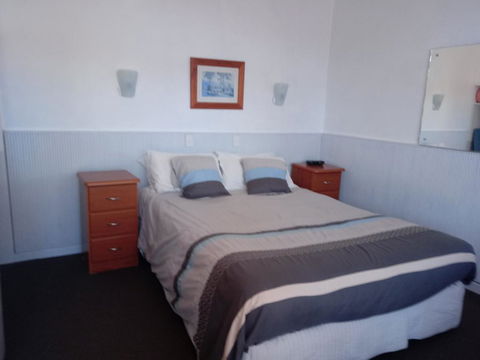 Travellers Rest Motel - Adwords Guide 3