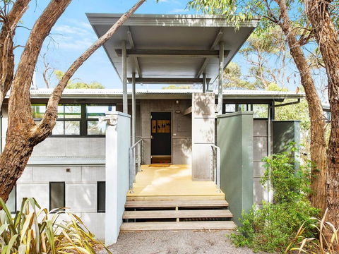TREETOPS TERRACE 12 - A Luxury Skenes Creek Villa - Adwords Guide 1