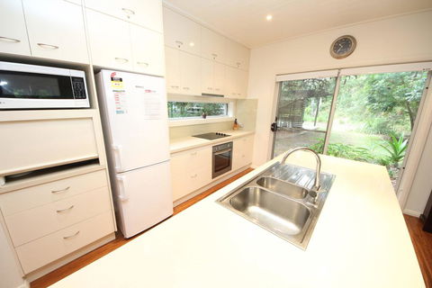 Trial Bay Eco Lodge 2 Pandanus - Adwords Guide 3