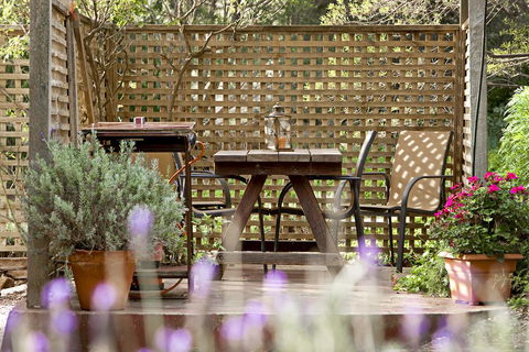 Trinity Cottage - Adwords Guide 0