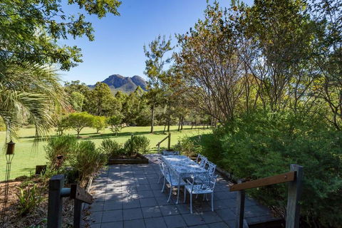 Tuckeroo Cottages & Gardens - Adwords Guide 1