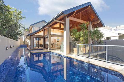 Tugun Lookout - Adwords Guide 2