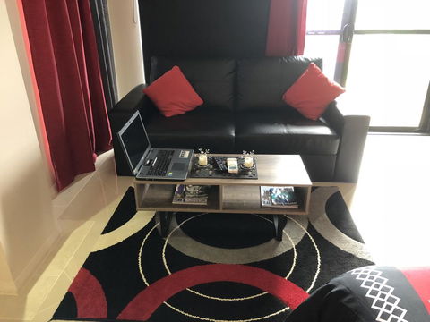 Ultra Modern Private Studio Room - Adwords Guide 1