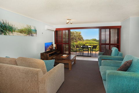 Unit 2, Biriny Lodge, 1686-1689 David Low Way Coolum Beach - Adwords Guide 3