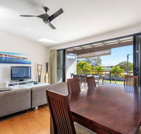 Unit 3 Rainbow Surf - Modern double storey townhouse with large shared pool close to beach and shop - Adwords Guide