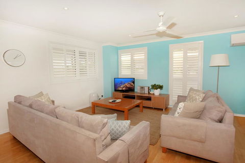 Unit 4, Marcoola Sands, 47 Petrie Avenue Marcoola, 300 BOND, LINEN SUPPLIED - Adwords Guide 0