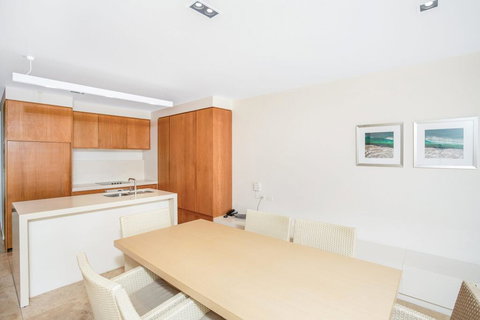 Unit 8 Plantation Resort - Rainbow Beach, Plantation Resort, Air Conditioned, Pool And Outdoor Spa - Adwords Guide 2