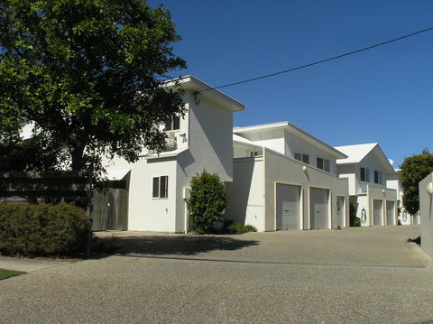 Unit 9 Marcoola Shores 1 Flindersia Street Marcoola, 500 BOND, LINEN INCLUDED - Adwords Guide 2
