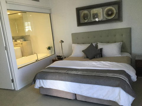 Upmarket Resort At Oracle Broadbeach URGC - Adwords Guide 3