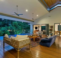Veldree Palm Cove Rainforest ViewsPrivacyClose to the Beach and Restaurants - Adwords Guide