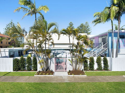 Ventura Beach Motel 2 Bed Poolside - Unit 3 - Adwords Guide 3