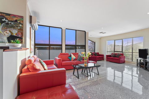 Villa De Marseilles - Melbourne - Adwords Guide 3