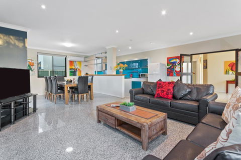Villa De Marseilles - Melbourne - Adwords Guide 1