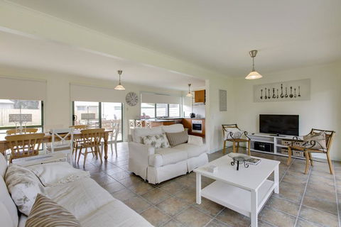 Villa De Mer At Phillip Island - Adwords Guide 0