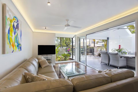 Villa Elkhorn Noosa - Adwords Guide 2