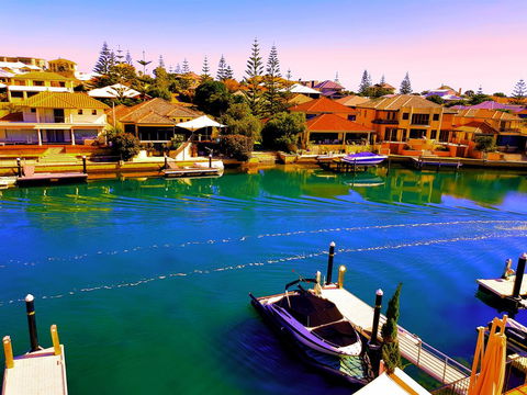 Villa Port Grimaud On Bouvard Island - Adwords Guide 1