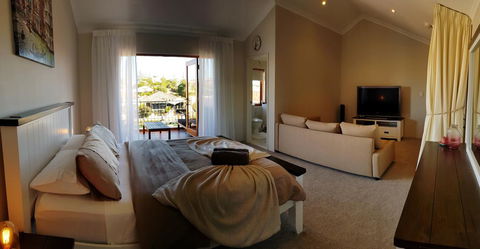 Villa Port Grimaud On Bouvard Island - Adwords Guide 3