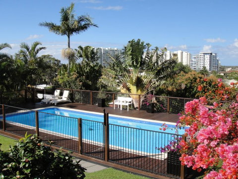 Villa With Views & Pool - Adwords Guide 0