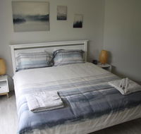 Warnbro Beach Family Accommodation - Adwords Guide