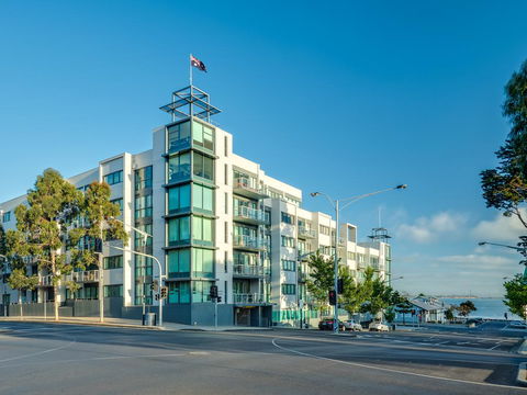 Waterfront (Yarra St) By Gold Star Stays - Adwords Guide 0